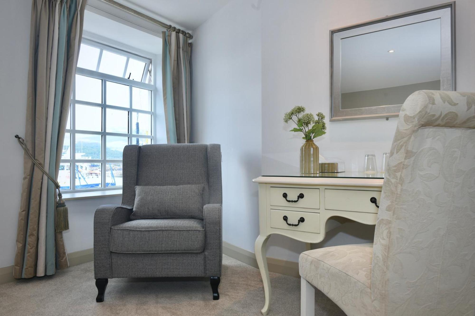 The Lough & Quay Accommodation Town Centre Warrenpoint Exterior foto